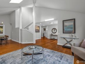 6121 140th Court NE, Redmond WA 98052