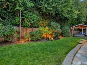 6121 140th Court NE, Redmond WA 98052