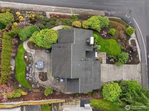 18430 NE 15th Place, Bellevue WA 98008