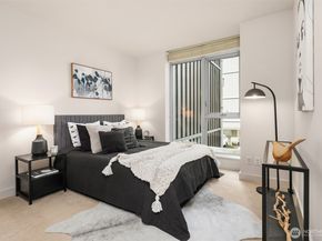 583 Battery Street 206N, Seattle WA 98121