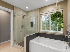 115 170th Street SE, Bothell WA 98012