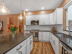 115 170th Street SE, Bothell WA 98012