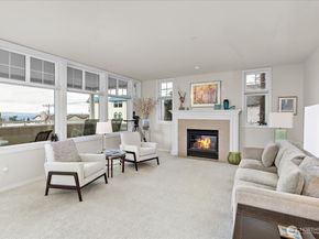 546 Walnut Street 201, Edmonds WA 98020