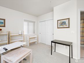 546 Walnut Street 201, Edmonds WA 98020