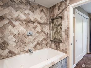 12995 Lake Shore Drive NW, Poulsbo WA 98370