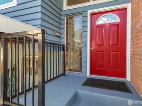 9220 10th Avenue SW, Seattle WA 98106