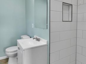 9220 10th Avenue SW, Seattle WA 98106