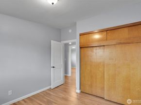 9220 10th Avenue SW, Seattle WA 98106