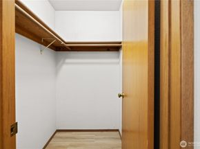 126 W Casino Road 5, Everett WA 98204