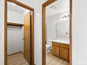 126 W Casino Road 5, Everett WA 98204