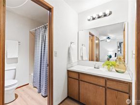 126 W Casino Road 5, Everett WA 98204