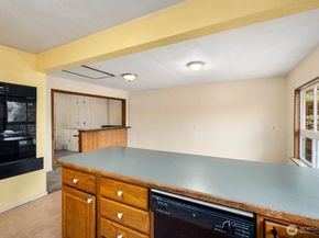 2108 E 24th Street, Bremerton WA 98310