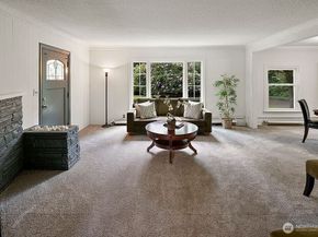 1564 NE Serpentine Place, Shoreline WA 98155