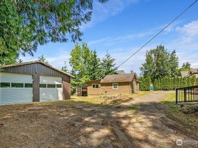 1564 NE Serpentine Place, Shoreline WA 98155