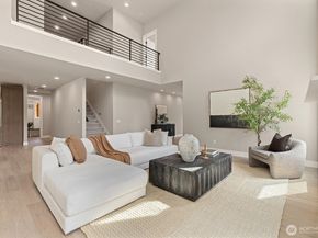 18520 83rd Avenue NE, Kenmore WA 98028