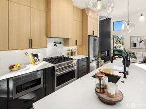 2109 129th Avenue SE, Bellevue WA 98005