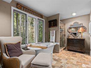 15427 178th Avenue NE, Woodinville WA 98072