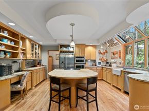 15427 178th Avenue NE, Woodinville WA 98072