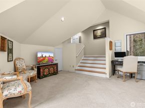 15427 178th Avenue NE, Woodinville WA 98072