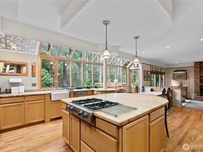 15427 178th Avenue NE, Woodinville WA 98072