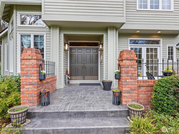 15427 178th Avenue NE, Woodinville WA 98072