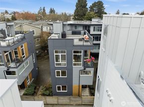 1926 Ferry Avenue SW, Seattle WA 98116