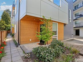 1926 Ferry Avenue SW, Seattle WA 98116