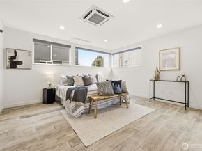 1926 Ferry Avenue SW, Seattle WA 98116