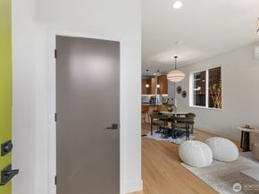 3204 33rd Avenue S, Seattle WA 98144
