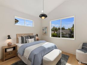 3204 33rd Avenue S, Seattle WA 98144