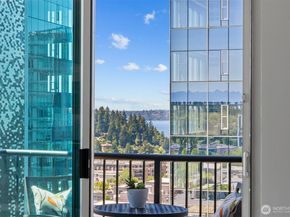 177 107th Avenue NE 1906, Bellevue WA 98004