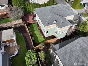 1628 154th Avenue SE, Bellevue WA 98007