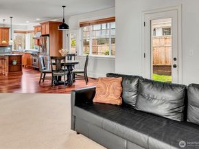 1628 154th Avenue SE, Bellevue WA 98007