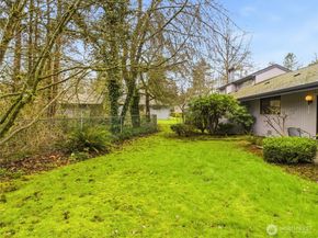 11505 SE 173rd Street 34, Renton WA 98058