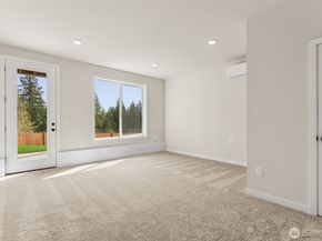 2037 NE Norseman Way, Poulsbo WA 98370