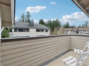 12505 NE 143rd Street B303, Kirkland WA 98034