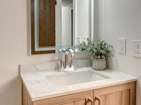 9517 NE 180th Street B203, Bothell WA 98011