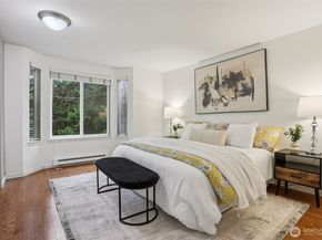 11103 NE 124th Lane B205, Kirkland WA 98034