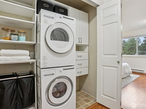 11103 NE 124th Lane B205, Kirkland WA 98034