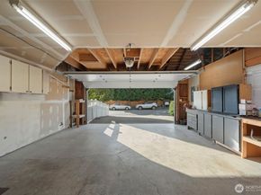 11002 SE 220th Place, Kent WA 98031