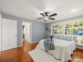 11002 SE 220th Place, Kent WA 98031