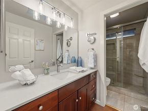 11002 SE 220th Place, Kent WA 98031