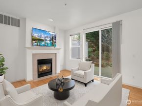 22609 42nd Place S, Kent WA 98032