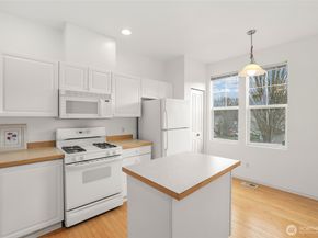 22609 42nd Place S, Kent WA 98032