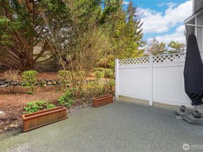 22609 42nd Place S, Kent WA 98032