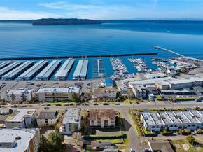 22508 6th Avenue S 1, Des Moines WA 98198