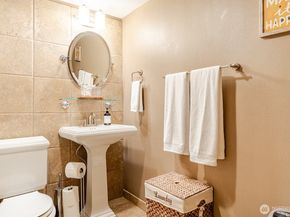 505 E Denny Way A305, Seattle WA 98122