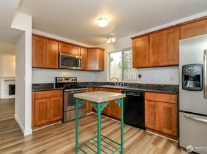 26334 127th Avenue SE, Kent WA 98030