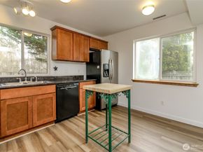 26334 127th Avenue SE, Kent WA 98030