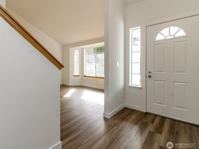 26334 127th Avenue SE, Kent WA 98030